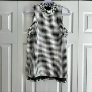 Michael Kors Top Size Medium Houndstooth Sleeveless Mock Neck Black White
